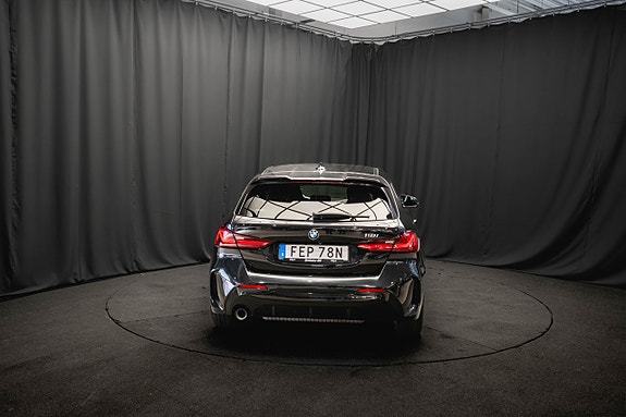 BMW 118i 7 of 20