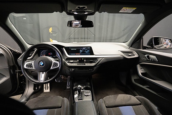 BMW 118i 13 of 20