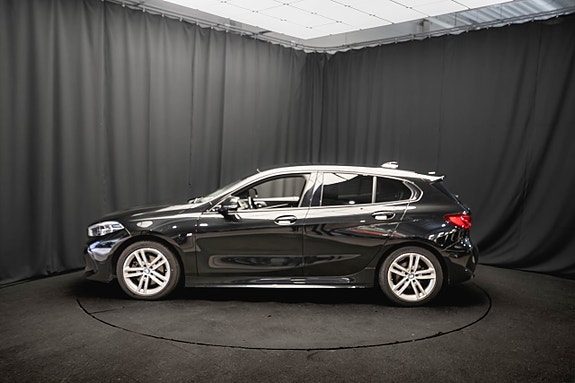 BMW 118i 9 of 20