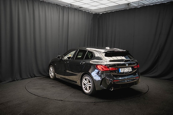 BMW 118i 8 of 20
