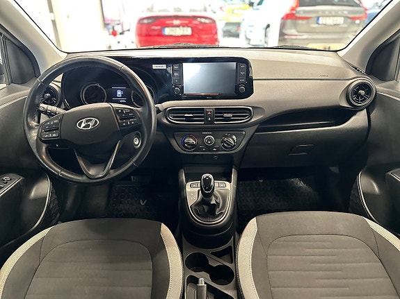 Hyundai i10 11 of 17