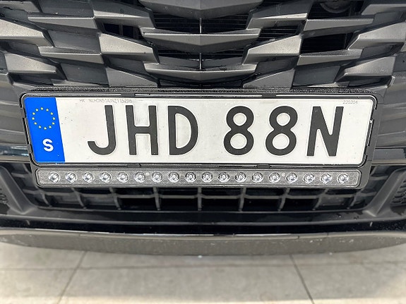 Hyundai i10 3 of 17