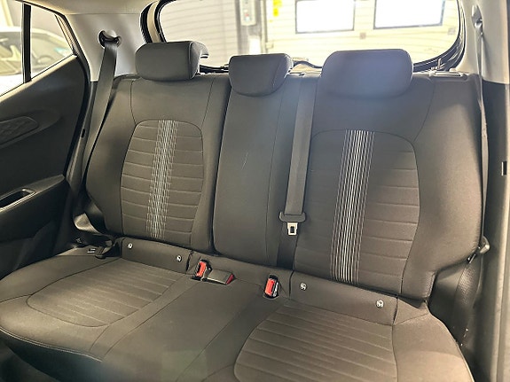 Hyundai i10 16 of 17