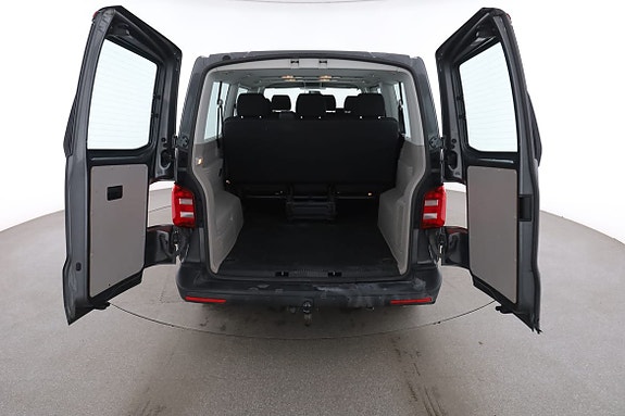 Volkswagen Caravelle 17 of 30