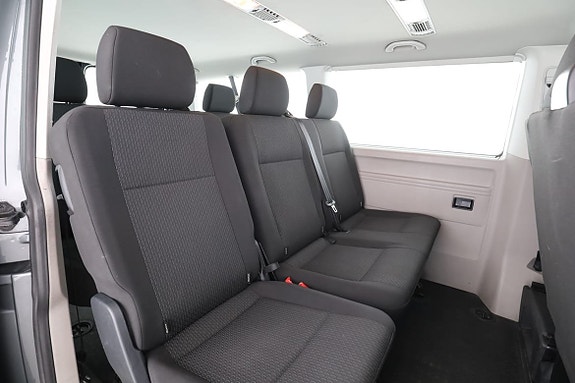 Volkswagen Caravelle 15 of 30