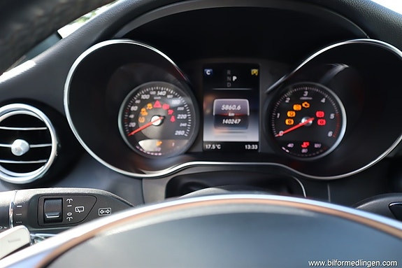 Mercedes-Benz GLC220 d 19 of 23