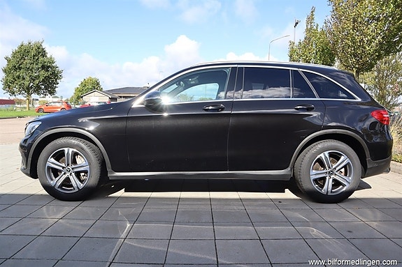 Mercedes-Benz GLC220 d 5 of 23