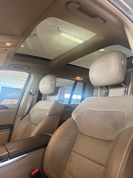 Mercedes-Benz GL500 6 of 9