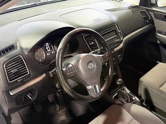 Volkswagen Sharan 13 of 29