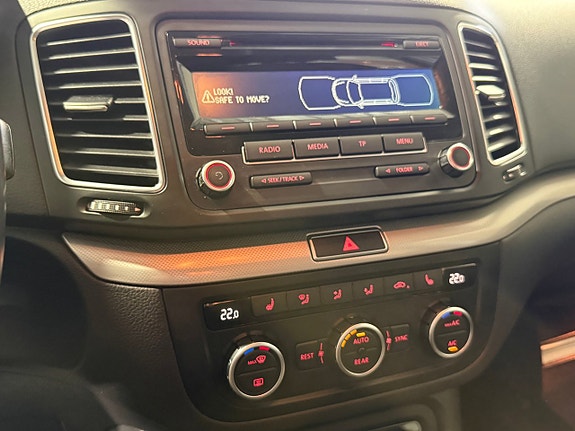 Volkswagen Sharan 27 of 29
