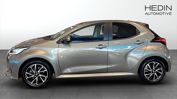 Toyota Yaris 6 of 13