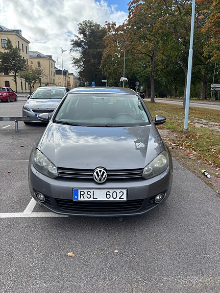 Volkswagen Golf VI 3 of 9