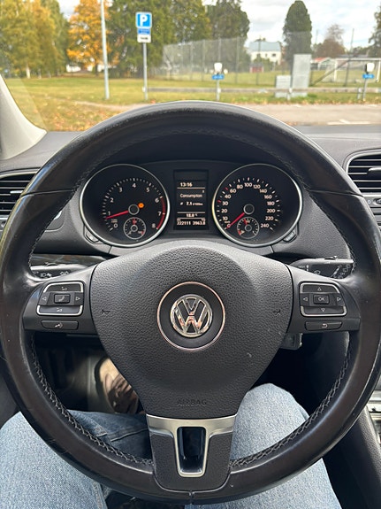 Volkswagen Golf VI 9 of 9