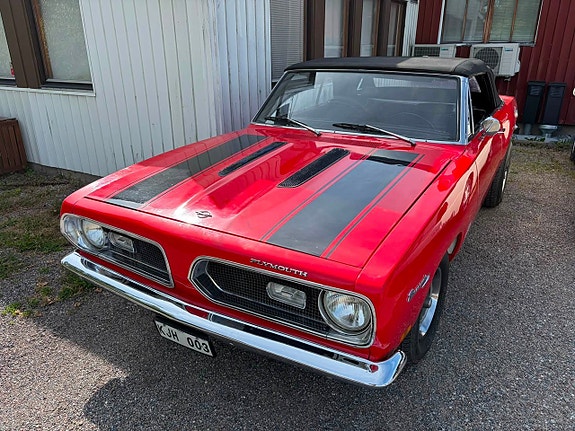 Plymouth Barracuda