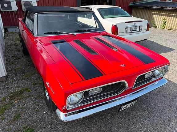 Plymouth Barracuda 2 of 7