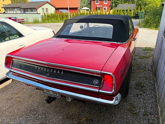 Plymouth Barracuda 4 of 7