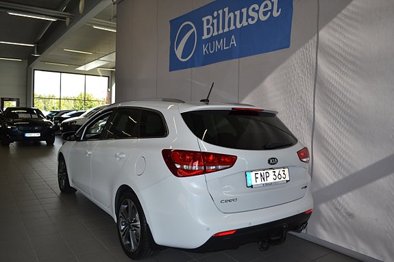 Kia Ceed 3 of 12