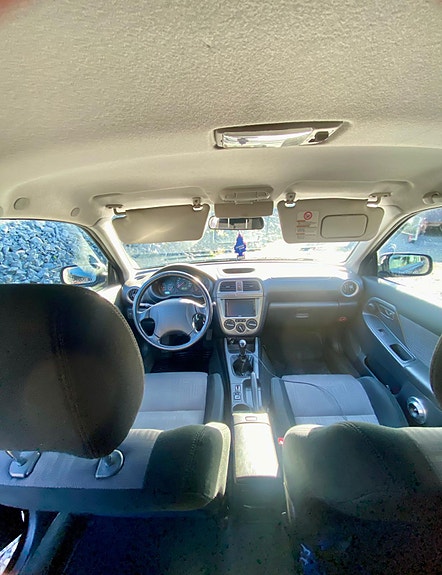 Subaru Impreza 4 of 5