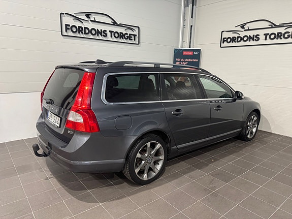 Volvo V70 5 of 20