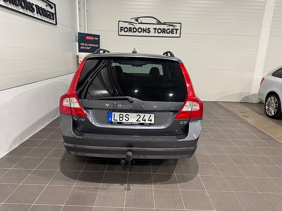 Volvo V70 7 of 20