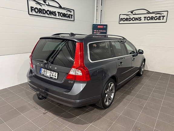 Volvo V70 6 of 20
