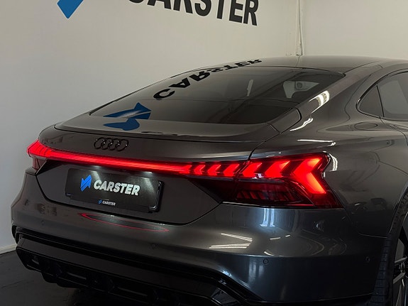 Audi e-tron GT 9 of 30