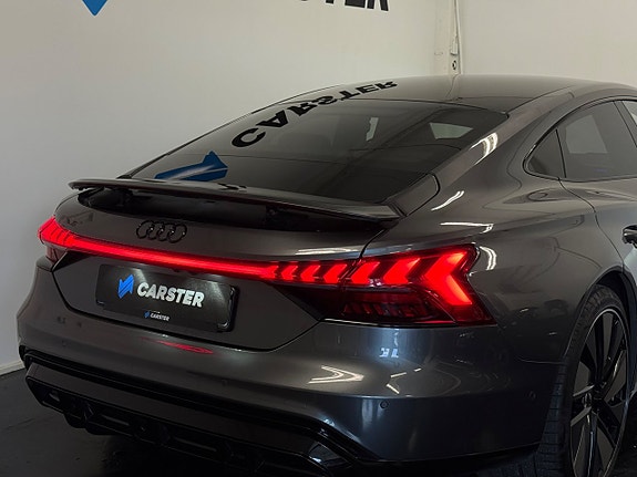 Audi e-tron GT 11 of 30