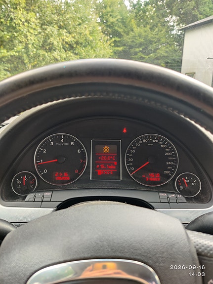 Audi A4 6 of 9
