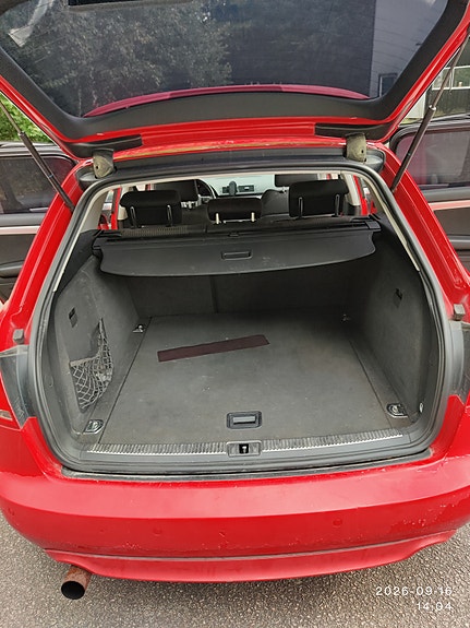 Audi A4 9 of 9