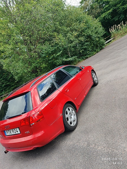 Audi A4 4 of 9