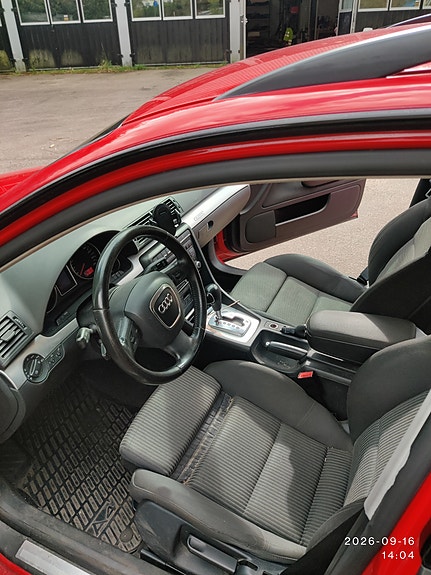 Audi A4 5 of 9
