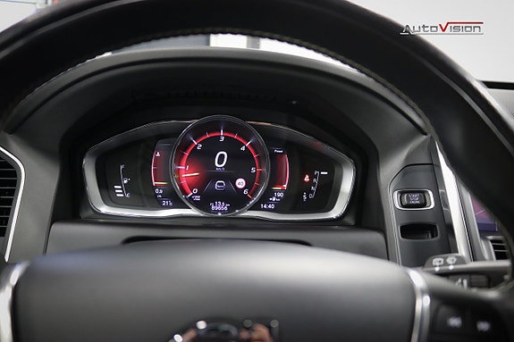 Volvo XC60 21 of 30