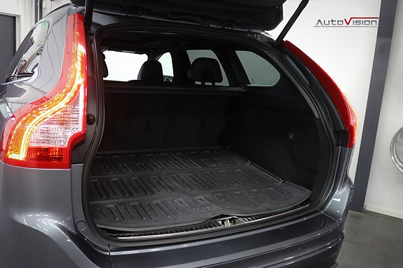 Volvo XC60 28 of 30