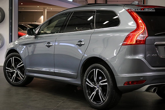 Volvo XC60 5 of 30