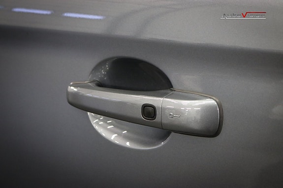 Volvo XC60 9 of 30