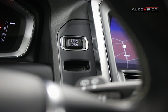 Volvo XC60 23 of 30