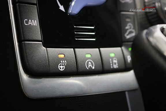 Volvo XC60 14 of 30