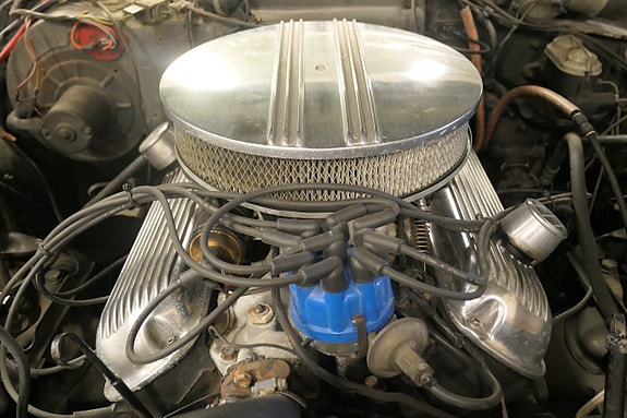 Ford Galaxie 16 of 16