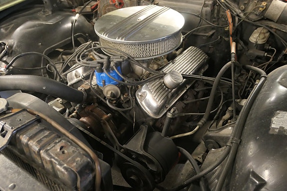 Ford Galaxie 15 of 16