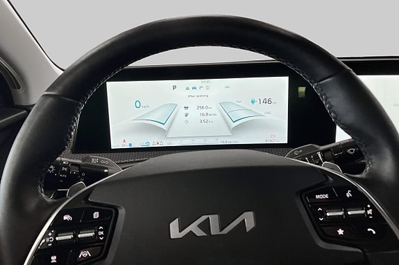 Kia EV6 12 of 19