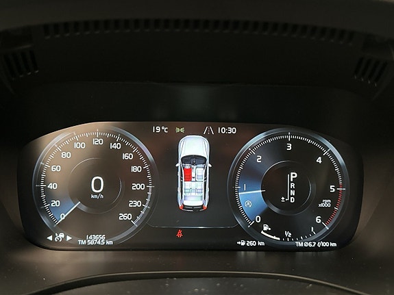 Volvo XC60 16 of 30