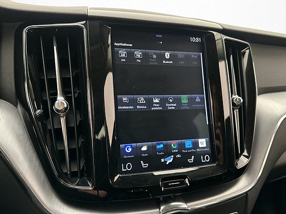 Volvo XC60 21 of 30