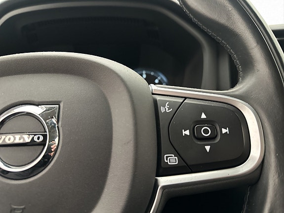 Volvo XC60 18 of 30