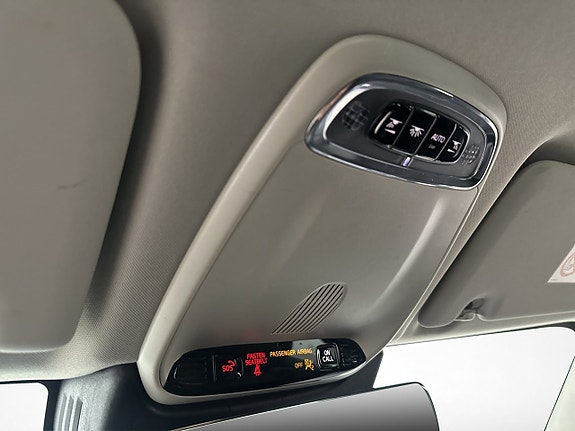 Volvo XC60 28 of 30