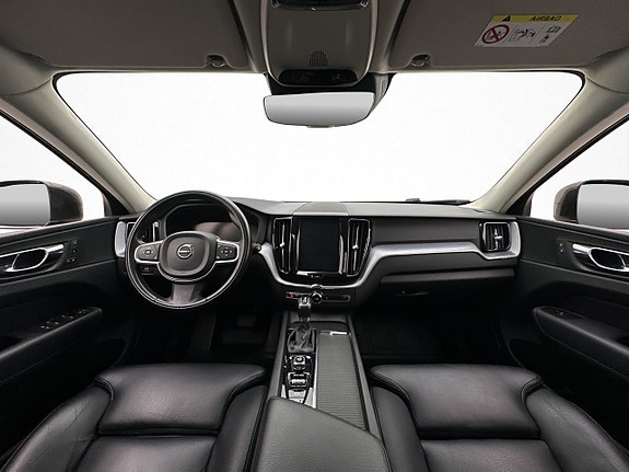 Volvo XC60 14 of 30