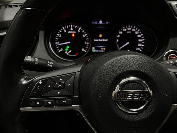 Nissan Qashqai 16 of 19