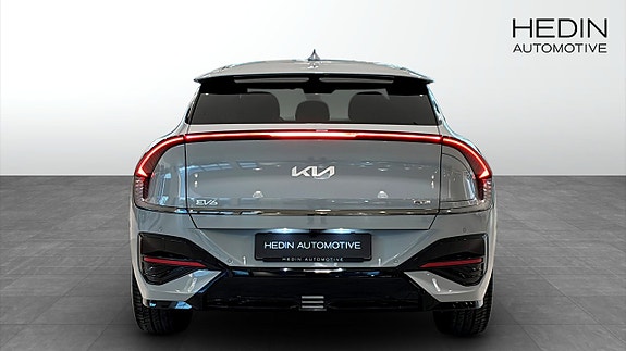 Kia EV6 9 of 13