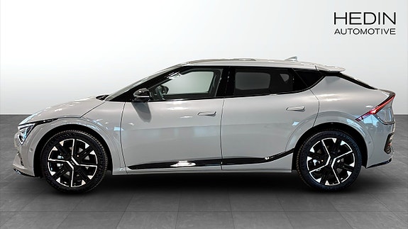 Kia EV6 7 of 13