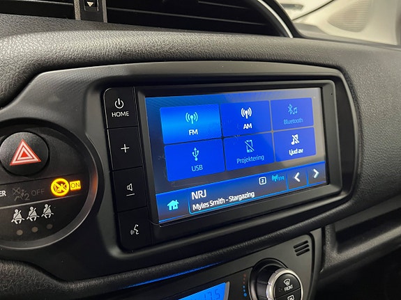 Toyota Yaris 18 of 19