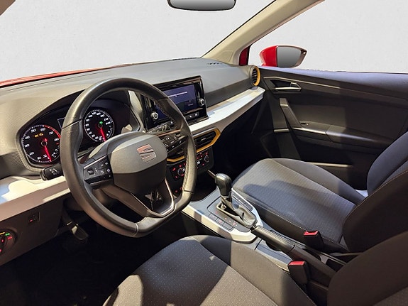 Seat Arona 7 of 12